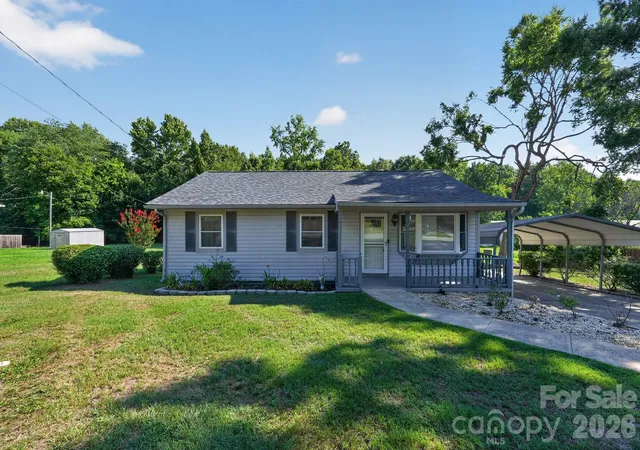 Photo 1 of Single family home for sale at 2578 Simpson Rd E, Burlington, NC 27217 | MLS# 4400746 | Listing updated on 2026-07-11