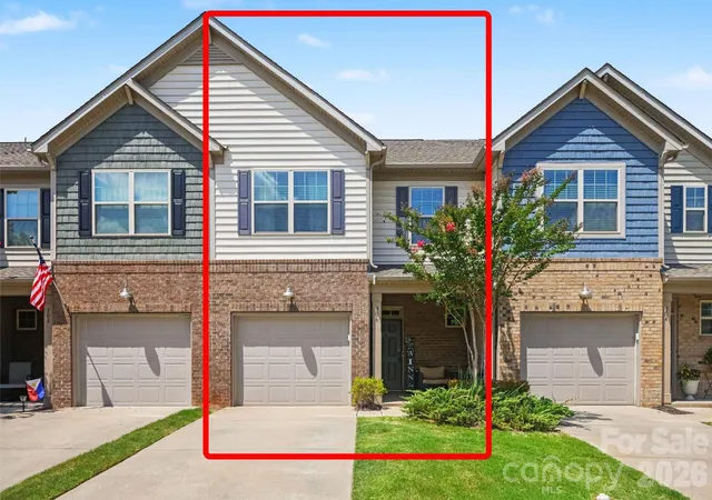 Photo 3 of Townhouse for sale at 306 Ascot Run Way, Fort Mill, SC 29715 | MLS# 4400764 | Listing updated on 2026-09-16