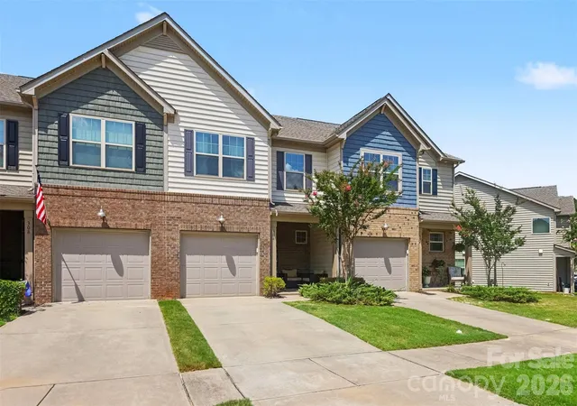 Photo 3 of Townhouse for sale at 306 Ascot Run Way, Fort Mill, SC 29715 | MLS# 4400764 | Listing updated on 2026-09-16