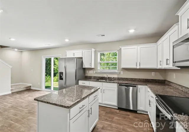 4th image of 310 Kingsford Dr, Stanley, NC 28164 | MLS# 4400766