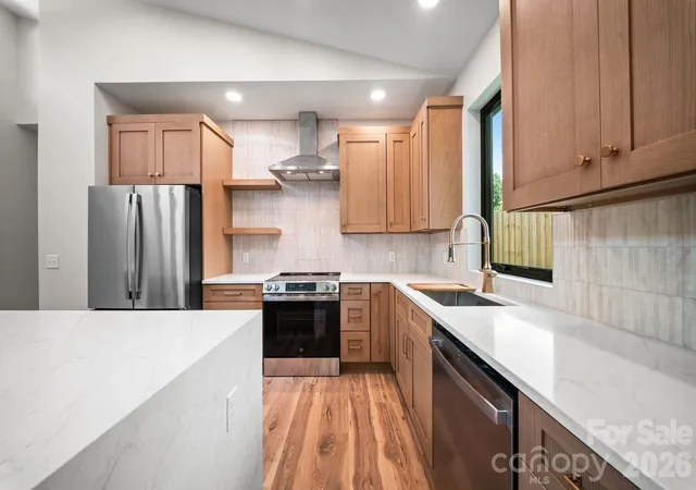 4th image of 6 Sandhurst Dr, Asheville, NC 28806 | MLS# 4400768