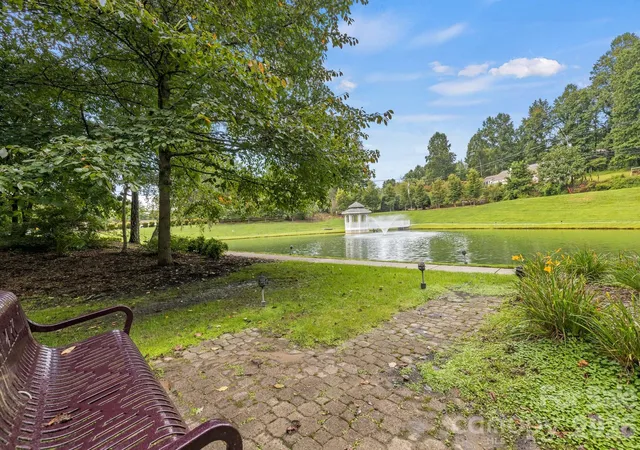 5th image of 101 Wood Owl Ct, Hendersonville, NC 28791 | MLS# 4400771