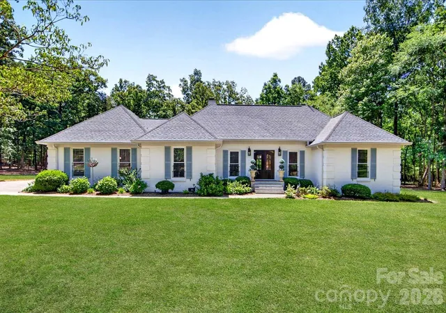 3rd image of 11100 Tara Oaks Dr, Mint Hill, NC 28227 | MLS# 4400778