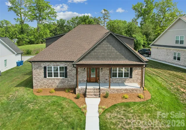 Photo 1 of Single family home for sale at 144 Reserve Dr, Mocksville, NC 27028 | MLS# 4400782 | Listing updated on 2026-07-14