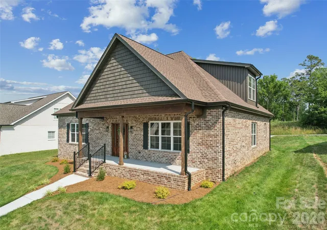 Photo 2 of Single family home for sale at 144 Reserve Dr, Mocksville, NC 27028 | MLS# 4400782 | Listing updated on 2026-07-14