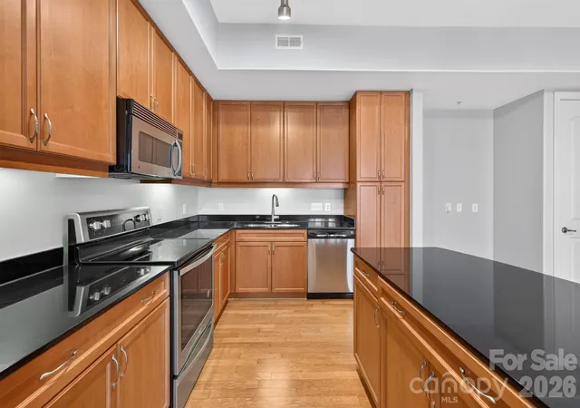 3rd image of 4620 Piedmont Row Dr #603, Charlotte, NC 28210 | MLS# 4400783