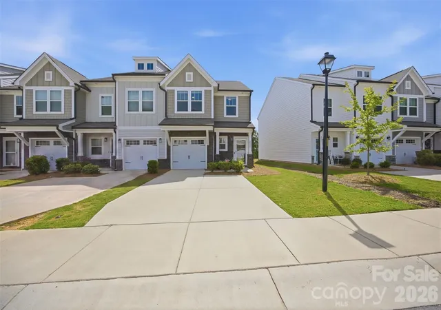Photo 2 of Townhouse for sale at 2037 Crooked Oak Ln, York, SC 29745 | MLS# 4400785 | Listing updated on 2026-08-19