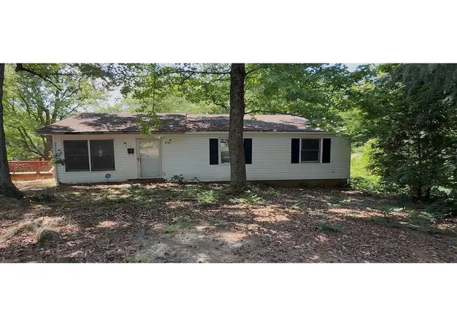 1st image of 814 Desoto Ave, Kannapolis, NC 28083 | MLS# 4400793
