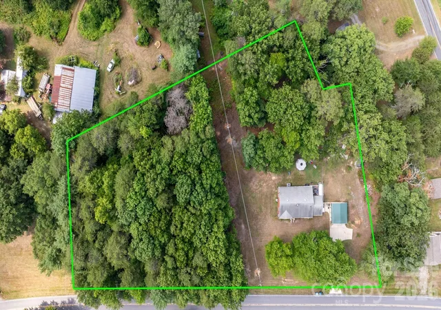 Homes for sale in Maiden, NC | 2981 East Maiden Rd, Maiden, NC 28650 | MLS# 4400803