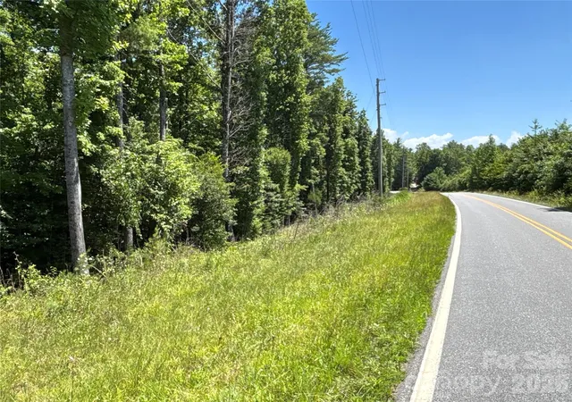 3rd image of 2006 Piedmont Rd, Morganton, NC 28655 | MLS# 4400817