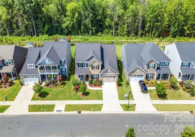3rd image of 14314 Aikenwood Dr, Charlotte, NC 28278 | MLS# 4400832
