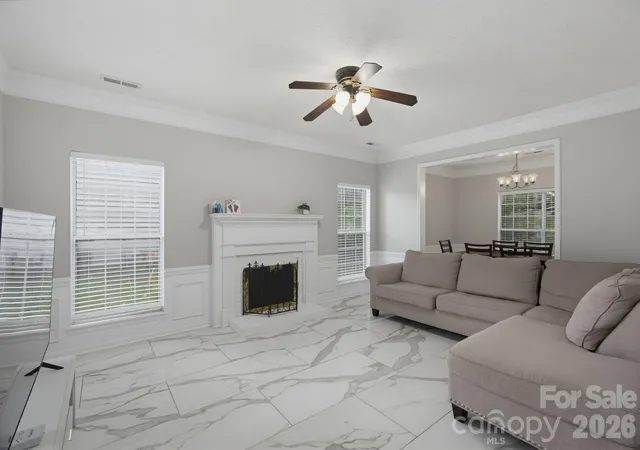 4th image of 6813 Neuhoff Ln, Charlotte, NC 28269 | MLS# 4400846