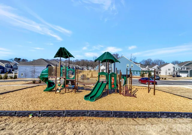 5th image of 608 Nutgrove Dr Nw, Concord, NC 28027 | MLS# 4400853