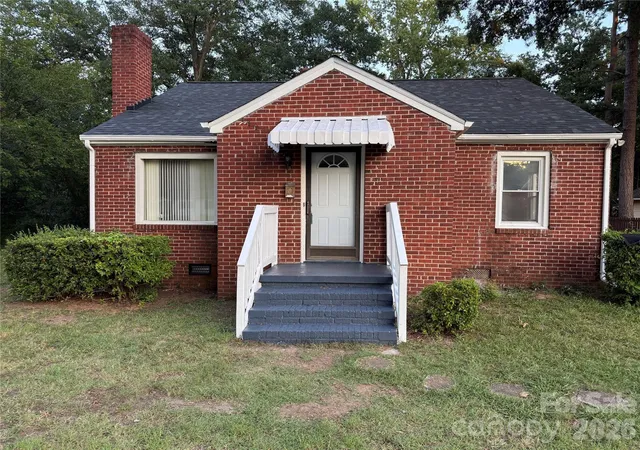 Photo 1 of Single family home for sale at 945 S Confederate Ave, Rock Hill, SC 29730 | MLS# 4400873 | Listing updated on 2026-08-26