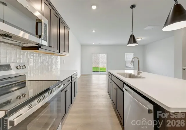 Photo 4 of Townhouse for sale at 406 Hendley Dr, York, SC 29745 | MLS# 4400896 | Listing updated on 2026-09-15