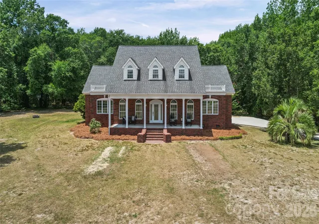 Photo 5 of Single family home for sale at 5453 White Plains Church Rd, Pageland, SC 29728 | MLS# 4400925 | Listing updated on 2026-09-03