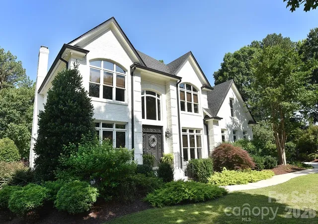 Photo 3 of Single family home for sale at 18719 Cannon Xing Way, Davidson, NC 28036 | MLS# 4400931 | Listing updated on 2026-10-03