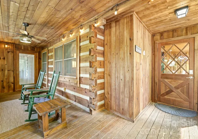 Homes for sale in Bryson City, NC | 237 Biltmore Cir, Bryson City, NC 28713 | MLS# 4400933
