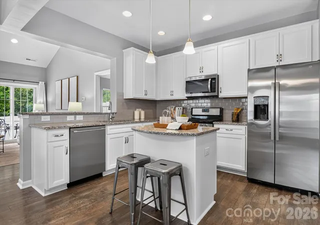 4th image of 3153 Hartson Pointe Dr, Fort Mill, SC 29707 | MLS# 4400935