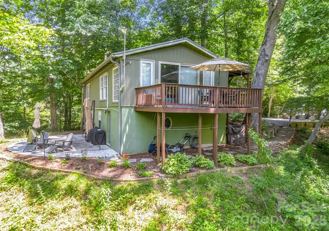 Homes for sale in Black Mountain, NC | 20 Kimberly Rd, Black Mountain, NC 28711 | MLS# 4400937