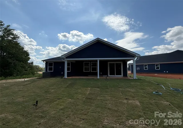 Photo 3 of Single family home for sale at 533 Creston Pl Dr, Monroe, NC 28110 | MLS# 4400939 | Listing updated on 2026-09-22