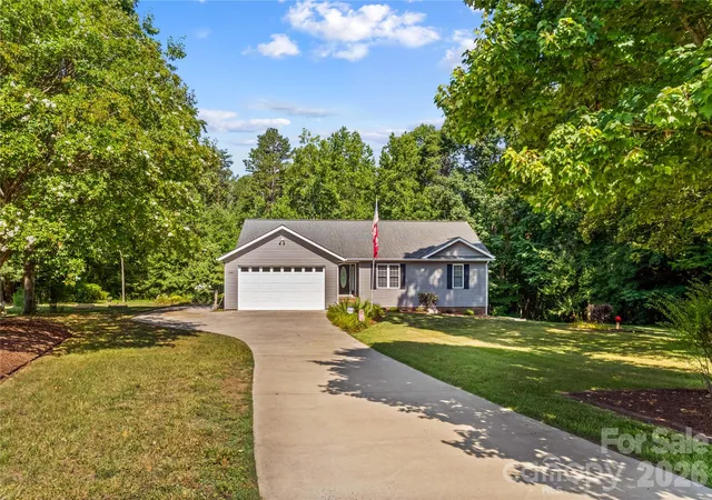 Homes for sale in Statesville, NC | 104 Parkers Grove Ln, Statesville, NC 28677 | MLS# 4400945