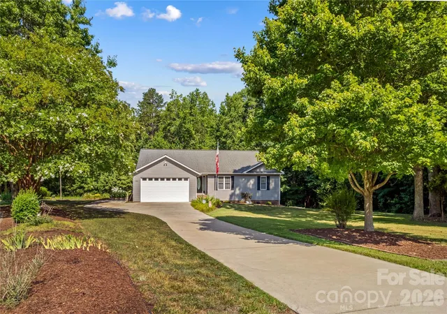 Homes for sale in Statesville, NC | 104 Parkers Grove Ln, Statesville, NC 28677 | MLS# 4400945