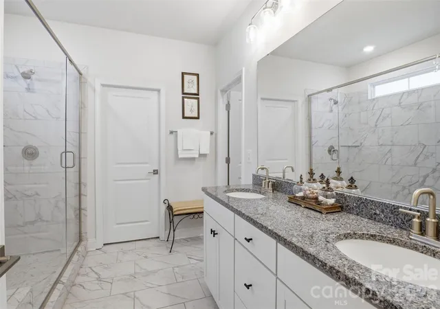 Photo 4 of Single family home for sale at 141 Rhuidean Ct, Troutman, NC 28166 | MLS# 4400947 | Listing updated on 2026-07-18