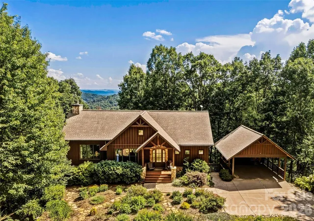 Photo 1 of Single family home for sale at 136 Merrills Ridge Rd, Asheville, NC 28803 | MLS# 4400955 | Listing updated on 2026-10-06