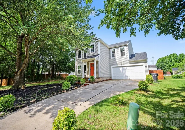 Photo 2 of Single family home for sale at 6111 Whispering Brk Ct, Charlotte, NC 28216 | MLS# 4400967 | Listing updated on 2026-09-13