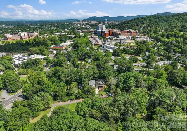 2nd image of 35 Grindstaff Dr, Asheville, NC 28803 | MLS# 4400998