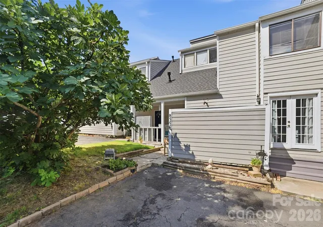 Photo 1 of Townhouse for sale at 8338 Cricket Lake Dr, Charlotte, NC 28277 | MLS# 4401022 | Listing updated on 2026-10-24