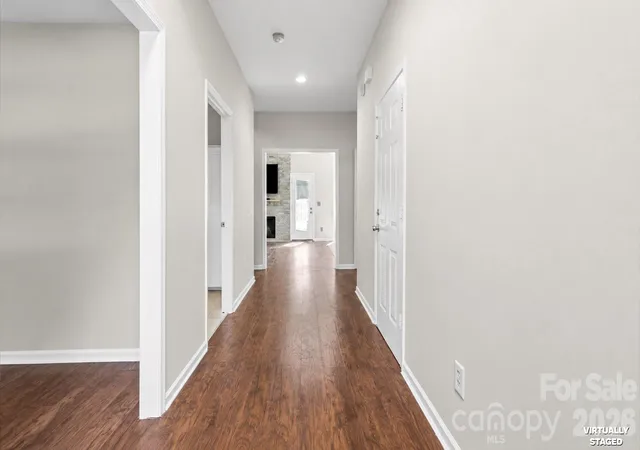 Photo 5 of Single family home for sale at 2001 Choke Berry Way, Waxhaw, NC 28173 | MLS# 4401025 | Listing updated on 2026-09-04
