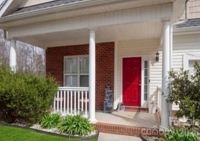 Photo 3 of Single family home for sale at 5912 Almond Rd, Charlotte, NC 28227 | MLS# 4401036 | Listing updated on 2026-08-05
