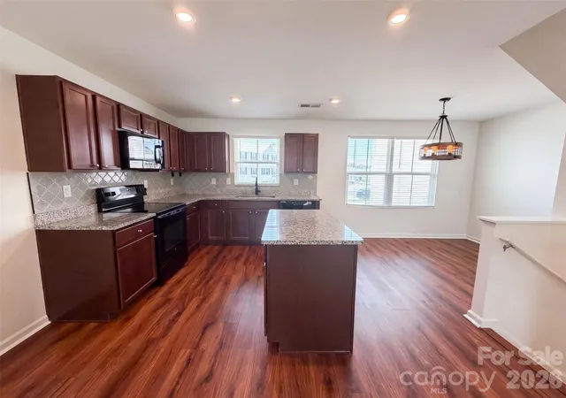 Homes for sale in Fort Mill, SC | 923 Taybyn Rd, Fort Mill, SC 29715 | MLS# 4401052