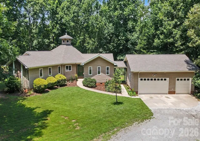 Photo 1 of Single family home for sale at 1837 White Ibis Ct, Clover, SC 29710 | MLS# 4401053 | Listing updated on 2026-07-25