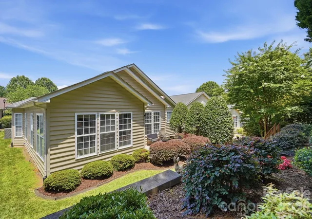 Photo 46 of Single family home for sale at 970 Platinum Dr, Fort Mill, SC 29708 | MLS# 4401063 | Listing updated on 2026-09-05