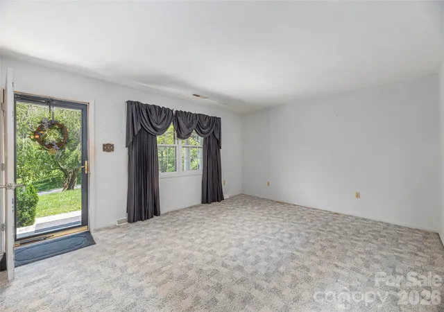 3rd image of 25 Laurel Park Dr, Arden, NC 28704 | MLS# 4401066