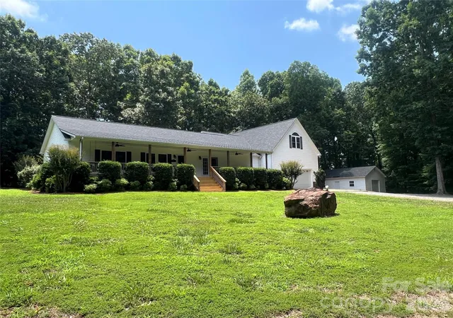 Homes for sale in New London, NC | 245 Jermane Rd, New London, NC 28127 | MLS# 4401072