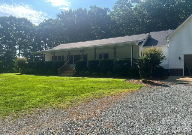 Homes for sale in New London, NC | 245 Jermane Rd, New London, NC 28127 | MLS# 4401072
