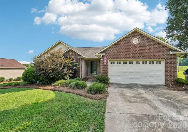 Homes for sale in Albemarle, NC | 203 Royal Ave, Albemarle, NC 28001 | MLS# 4401076