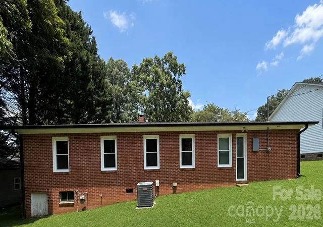 Homes for sale in Albemarle, NC | 612 Brown Ave, Albemarle, NC 28001 | MLS# 4401077