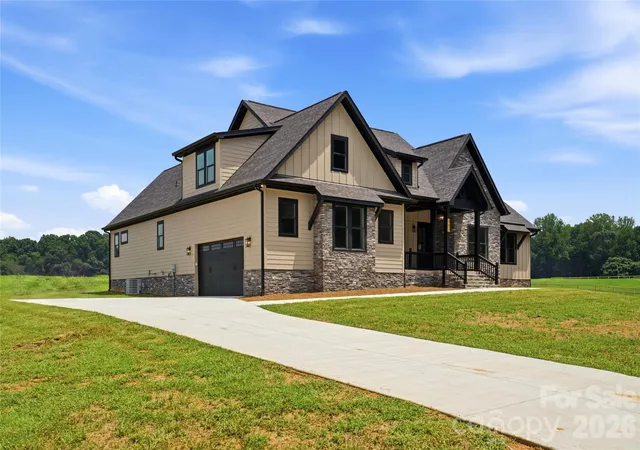 Photo 3 of Single family home for sale at 363 New Salem Rd, Statesville, NC 28625 | MLS# 4401083 | Listing updated on 2026-09-22