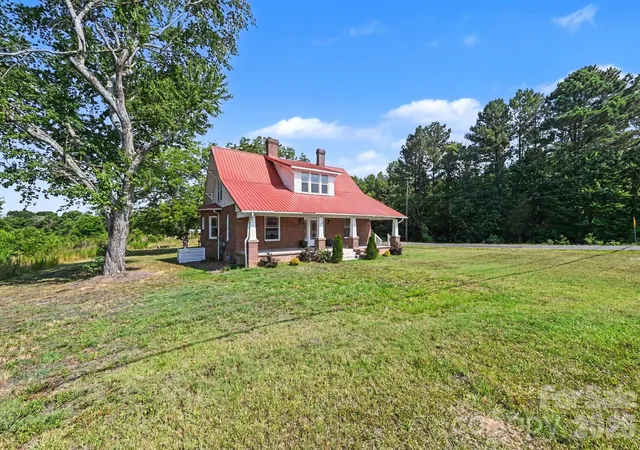 4th image of 1675 N Main St, China Grove, NC 28023 | MLS# 4401097