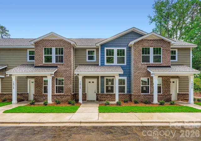 Homes for sale in Charlotte, NC | 1614 Ct Brooks Cir, Charlotte, NC 28212 | MLS# 4401098