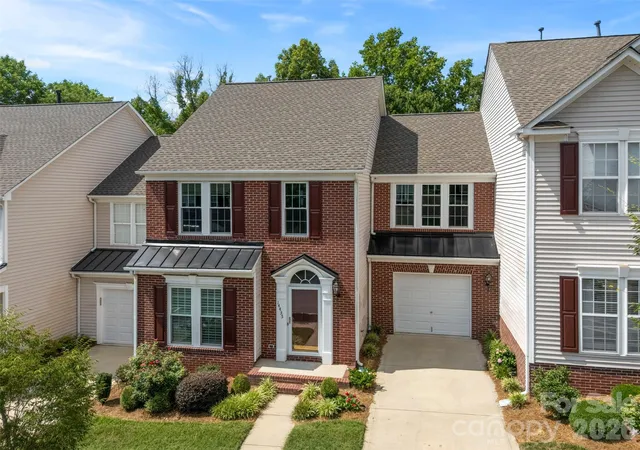 Homes for sale in Huntersville, NC | 14435 Greenpoint Ln, Huntersville, NC 28078 | MLS# 4401101