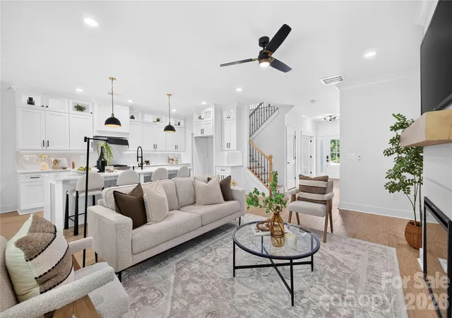 4th image of 2316 Chateau Ct, Matthews, NC 28105 | MLS# 4401109