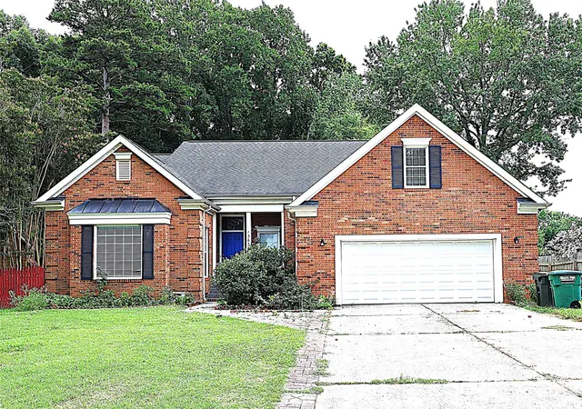 Photo 1 of Single family home for sale at 13636 Portpatrick Ln, Matthews, NC 28105 | MLS# 4401119 | Listing updated on 2026-08-21