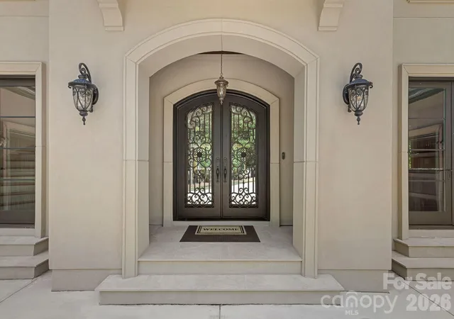 Photo 3 of Mansion for sale at 101 Wellfleet Ln, Mooresville, NC 28117 | MLS# 4401124 | Listing updated on 2026-08-24