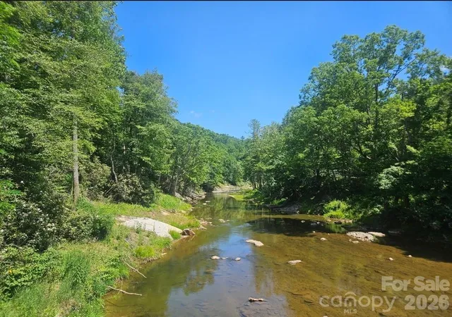 Homes for sale in Spruce Pine, NC | 886 Hanging Rock Rd, Spruce Pine, NC 28777 | MLS# 4401130